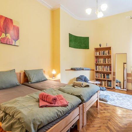 Vintage Home By Ndk And Vitosha Blvd With Free Secured Parking Sofia Ngoại thất bức ảnh