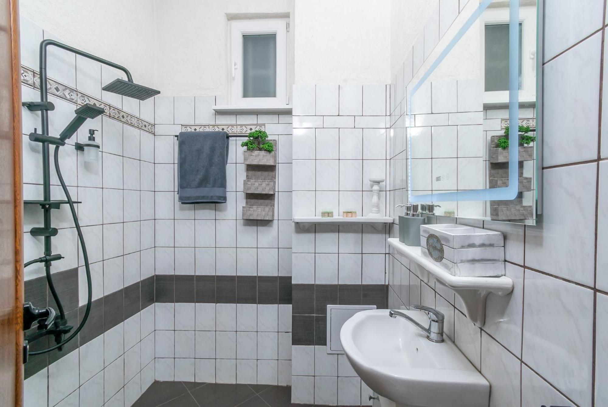Vintage Home By Ndk And Vitosha Blvd With Free Secured Parking Sofia Ngoại thất bức ảnh